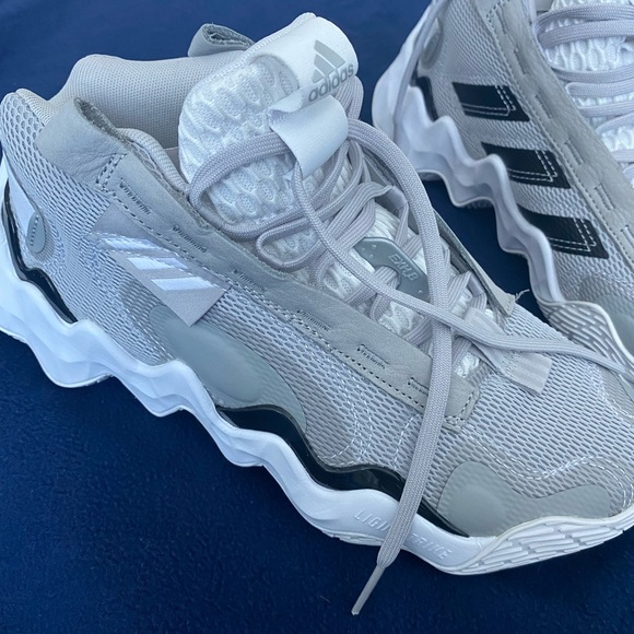 ADIDAS EXHIBIT B BASKETBALL SHOES - Picture 4 of 6